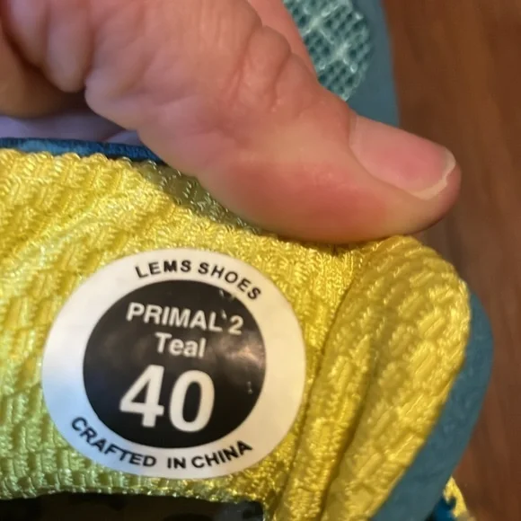 TEAL LEMS PRIMAL 2 Worn maybe once. Size 40 on tag they fit me I wear an 8. - Picture 5 of 5